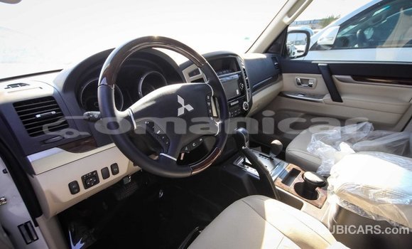 Buy Import Mitsubishi Pajero White Car in Import - Dubai in Dhufar Buy Import Mitsubishi Pajero White Car in Import - Dubai in Dhufar