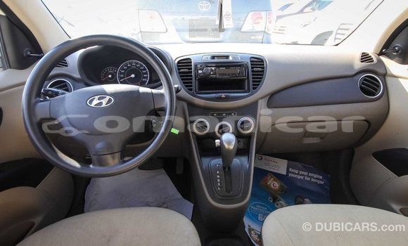 Buy Import Hyundai i10 White Car in Import - Dubai in Dhufar Buy Import Hyundai i10 White Car in Import - Dubai in Dhufar
