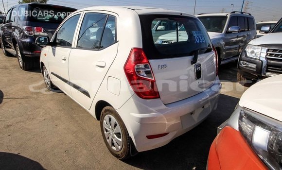 Buy Import Hyundai i10 White Car in Import - Dubai in Dhufar Buy Import Hyundai i10 White Car in Import - Dubai in Dhufar