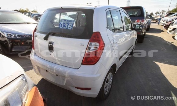 Buy Import Hyundai i10 White Car in Import - Dubai in Dhufar Buy Import Hyundai i10 White Car in Import - Dubai in Dhufar
