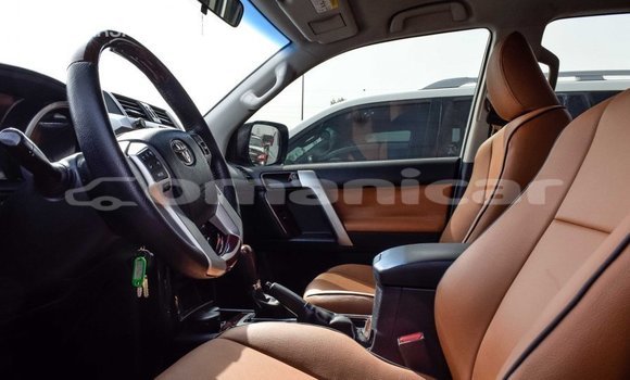 Buy Import Toyota Prado White Car in Import - Dubai in Dhufar Buy Import Toyota Prado White Car in Import - Dubai in Dhufar
