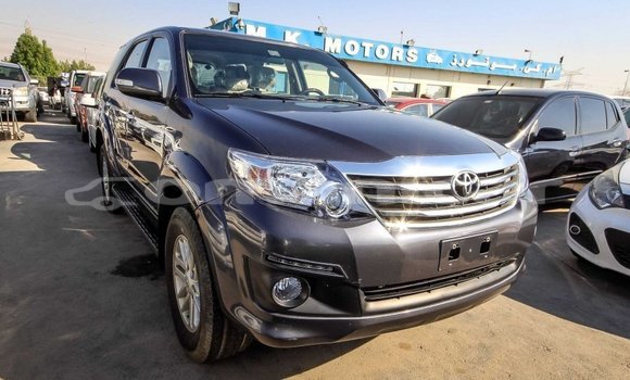 Buy Import Toyota Fortuner Other Car in Import - Dubai in Dhufar Buy Import Toyota Fortuner Other Car in Import - Dubai in Dhufar
