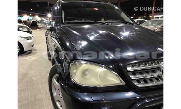 Buy Import Mercedes-Benz 190 (W201) Blue Car in Import - Dubai in Dhufar Buy Import Mercedes-Benz 190 (W201) Blue Car in Import - Dubai in Dhufar