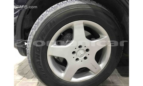 Buy Import Mercedes-Benz 190 (W201) Blue Car in Import - Dubai in Dhufar Buy Import Mercedes-Benz 190 (W201) Blue Car in Import - Dubai in Dhufar