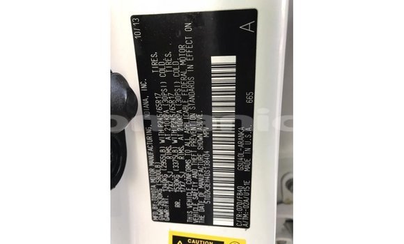 Buy Import Toyota Highlander White Car in Import - Dubai in Dhufar Buy Import Toyota Highlander White Car in Import - Dubai in Dhufar