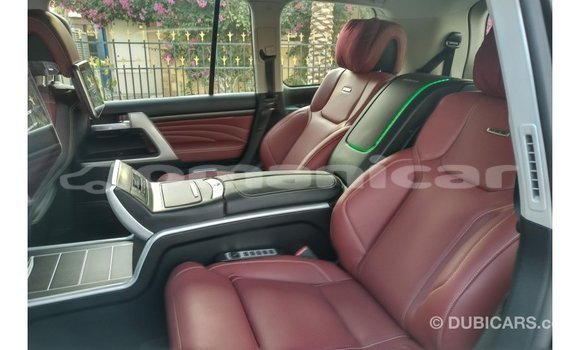 Buy Import Toyota Land Cruiser Black Car in Import - Dubai in Dhufar Buy Import Toyota Land Cruiser Black Car in Import - Dubai in Dhufar