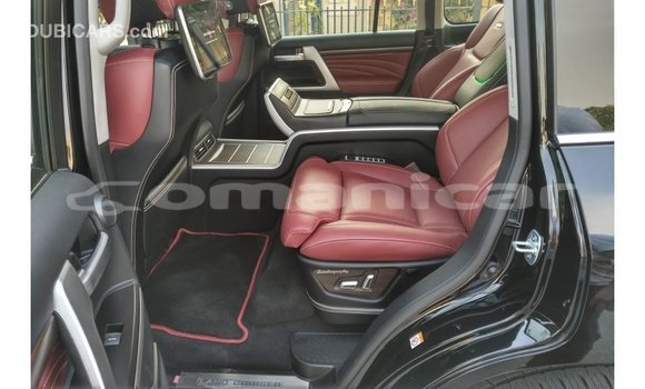 Buy Import Toyota Land Cruiser Black Car in Import - Dubai in Dhufar Buy Import Toyota Land Cruiser Black Car in Import - Dubai in Dhufar