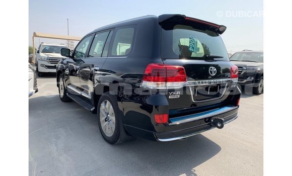 Buy Import Toyota Land Cruiser Black Car in Import - Dubai in Dhufar Buy Import Toyota Land Cruiser Black Car in Import - Dubai in Dhufar