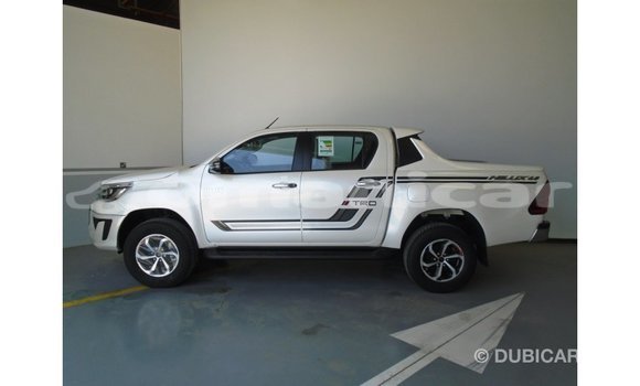 Buy Import Toyota Hilux White Car in Import - Dubai in Dhufar Buy Import Toyota Hilux White Car in Import - Dubai in Dhufar