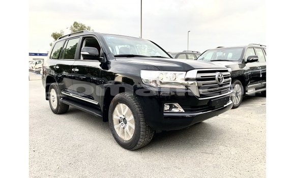 Buy Import Toyota Land Cruiser Black Car in Import - Dubai in Dhufar Buy Import Toyota Land Cruiser Black Car in Import - Dubai in Dhufar