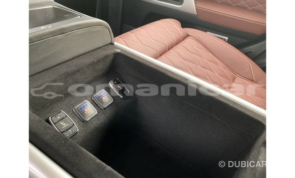 Buy Import Toyota Land Cruiser Black Car in Import - Dubai in Dhufar Buy Import Toyota Land Cruiser Black Car in Import - Dubai in Dhufar