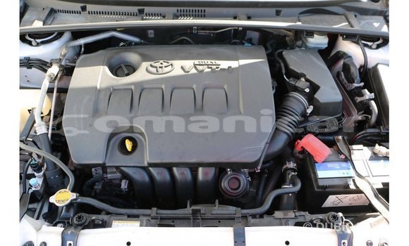 Buy Import Toyota Corolla White Car in Import - Dubai in Dhufar Buy Import Toyota Corolla White Car in Import - Dubai in Dhufar
