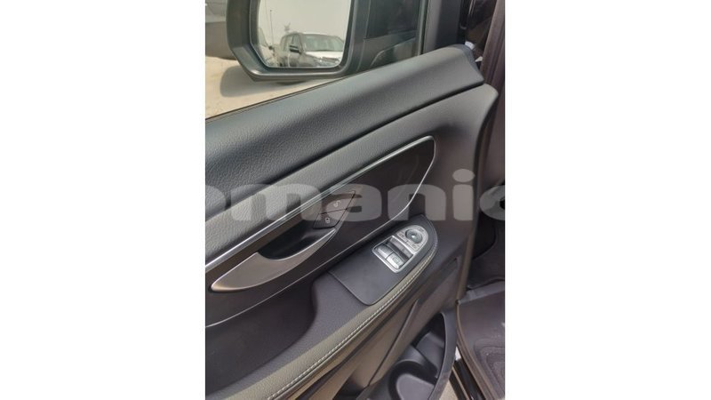 Big with watermark mercedes benz 250 dhufar import dubai 2178