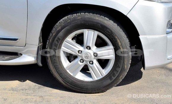 Buy Import Toyota Land Cruiser Other Car in Import - Dubai in Dhufar Buy Import Toyota Land Cruiser Other Car in Import - Dubai in Dhufar