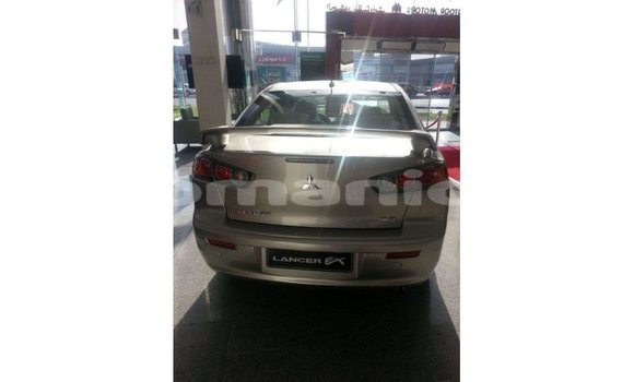 Buy Import Mitsubishi L200 Other Car in Import - Dubai in Dhufar Buy Import Mitsubishi L200 Other Car in Import - Dubai in Dhufar