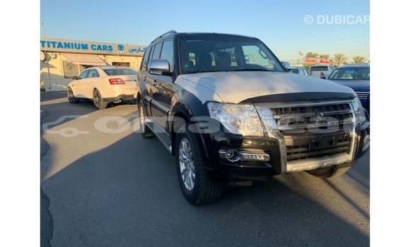 Buy Import Mitsubishi Pajero Black Car in Import - Dubai in Dhufar Buy Import Mitsubishi Pajero Black Car in Import - Dubai in Dhufar