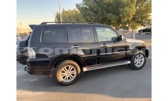 Buy Import Mitsubishi Pajero Black Car in Import - Dubai in Dhufar Buy Import Mitsubishi Pajero Black Car in Import - Dubai in Dhufar