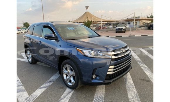 Buy Import Toyota Highlander Blue Car in Import - Dubai in Dhufar Buy Import Toyota Highlander Blue Car in Import - Dubai in Dhufar