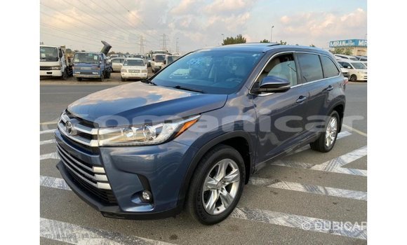 Buy Import Toyota Highlander Blue Car in Import - Dubai in Dhufar Buy Import Toyota Highlander Blue Car in Import - Dubai in Dhufar
