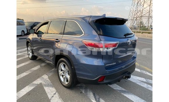 Buy Import Toyota Highlander Blue Car in Import - Dubai in Dhufar Buy Import Toyota Highlander Blue Car in Import - Dubai in Dhufar