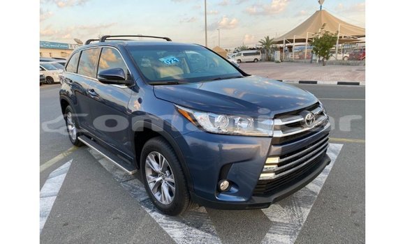 Buy Import Toyota Highlander Blue Car in Import - Dubai in Dhufar Buy Import Toyota Highlander Blue Car in Import - Dubai in Dhufar