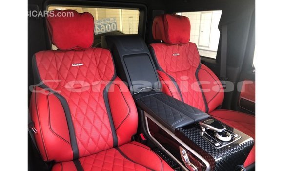 Buy Import Mercedes-Benz 190 Black Car in Import - Dubai in Dhufar Buy Import Mercedes-Benz 190 Black Car in Import - Dubai in Dhufar