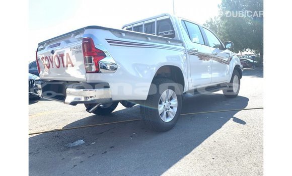 Buy Import Toyota Hilux White Car in Import - Dubai in Dhufar Buy Import Toyota Hilux White Car in Import - Dubai in Dhufar