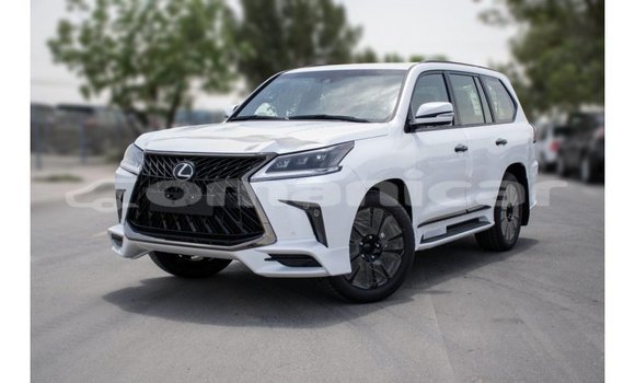 Buy Import Lexus LX White Car in Import - Dubai in Dhufar Buy Import Lexus LX White Car in Import - Dubai in Dhufar