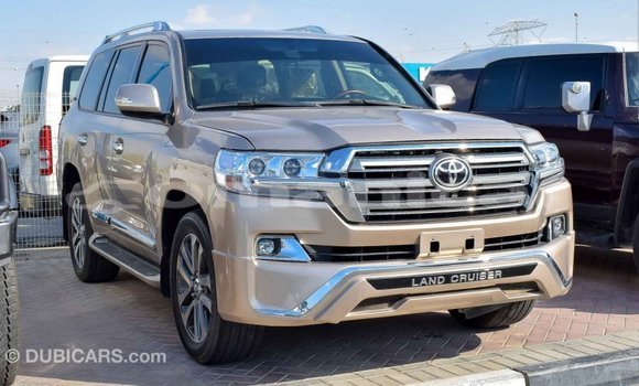 Buy Import Toyota Land Cruiser Other Car in Import - Dubai in Dhufar Buy Import Toyota Land Cruiser Other Car in Import - Dubai in Dhufar