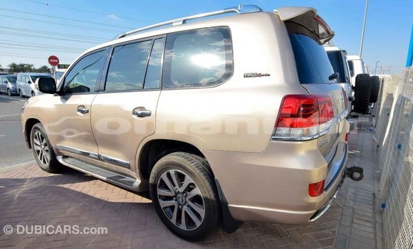 Buy Import Toyota Land Cruiser Other Car in Import - Dubai in Dhufar Buy Import Toyota Land Cruiser Other Car in Import - Dubai in Dhufar