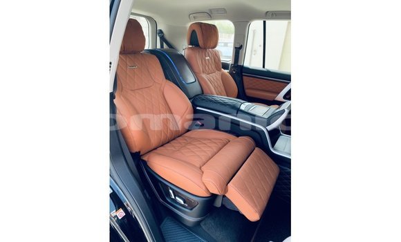 Buy Import Toyota Land Cruiser Black Car in Import - Dubai in Dhufar Buy Import Toyota Land Cruiser Black Car in Import - Dubai in Dhufar