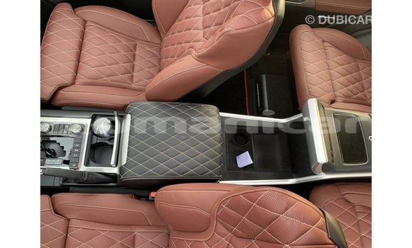 Buy Import Toyota Land Cruiser Black Car in Import - Dubai in Dhufar Buy Import Toyota Land Cruiser Black Car in Import - Dubai in Dhufar