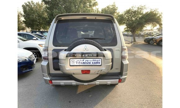 Buy Import Mitsubishi Pajero Other Car in Import - Dubai in Dhufar Buy Import Mitsubishi Pajero Other Car in Import - Dubai in Dhufar