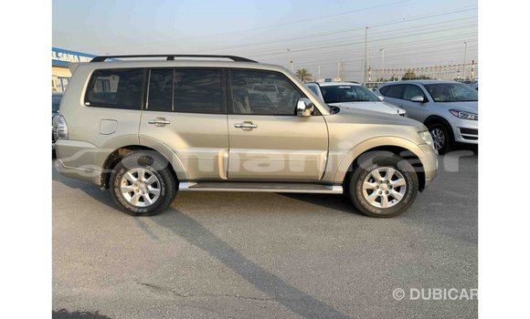 Buy Import Mitsubishi Pajero Other Car in Import - Dubai in Dhufar Buy Import Mitsubishi Pajero Other Car in Import - Dubai in Dhufar