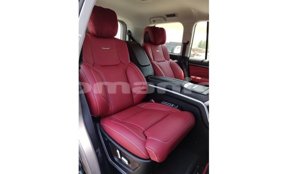 Buy Import Toyota Land Cruiser Red Car in Import - Dubai in Dhufar Buy Import Toyota Land Cruiser Red Car in Import - Dubai in Dhufar