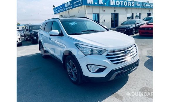 Buy Import Hyundai Santa Fe White Car in Import - Dubai in Dhufar Buy Import Hyundai Santa Fe White Car in Import - Dubai in Dhufar
