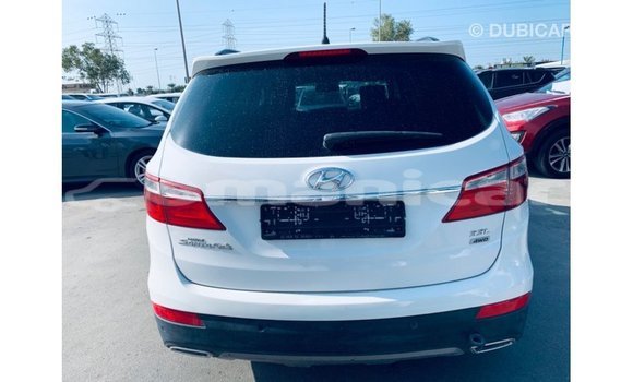 Buy Import Hyundai Santa Fe White Car in Import - Dubai in Dhufar Buy Import Hyundai Santa Fe White Car in Import - Dubai in Dhufar