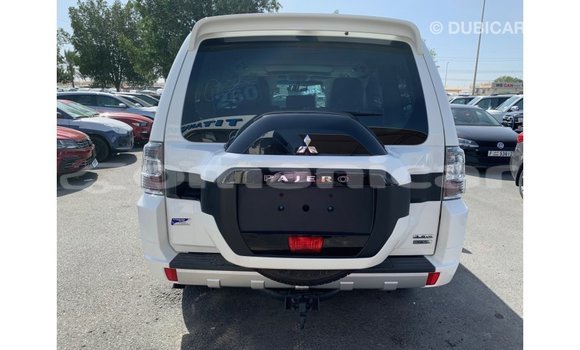 Buy Import Mitsubishi Pajero White Car in Import - Dubai in Dhufar Buy Import Mitsubishi Pajero White Car in Import - Dubai in Dhufar