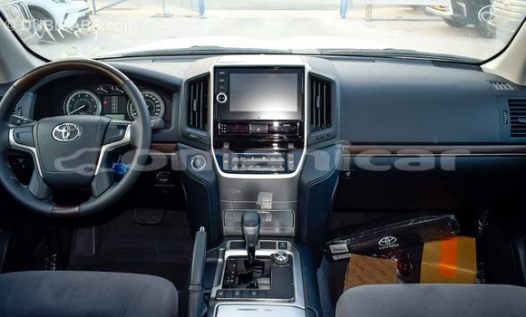 Buy Import Toyota Land Cruiser Other Car in Import - Dubai in Dhufar Buy Import Toyota Land Cruiser Other Car in Import - Dubai in Dhufar