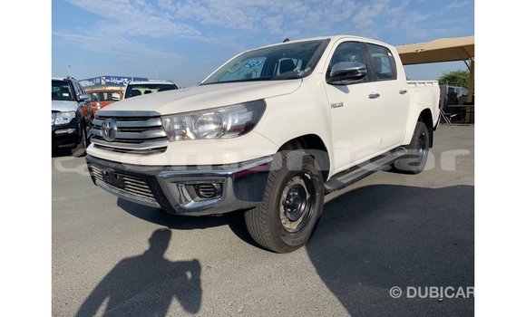 Buy Import Toyota Hilux White Car in Import - Dubai in Dhufar Buy Import Toyota Hilux White Car in Import - Dubai in Dhufar