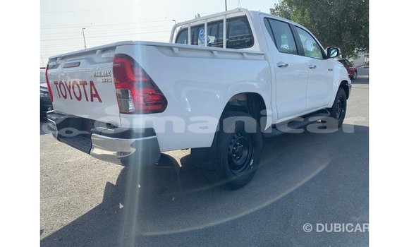 Buy Import Toyota Hilux White Car in Import - Dubai in Dhufar Buy Import Toyota Hilux White Car in Import - Dubai in Dhufar