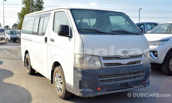 Buy Import Toyota Hiace White Car in Import - Dubai in Dhufar Buy Import Toyota Hiace White Car in Import - Dubai in Dhufar