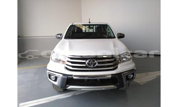 Buy Import Toyota Hilux White Car in Import - Dubai in Dhufar Buy Import Toyota Hilux White Car in Import - Dubai in Dhufar