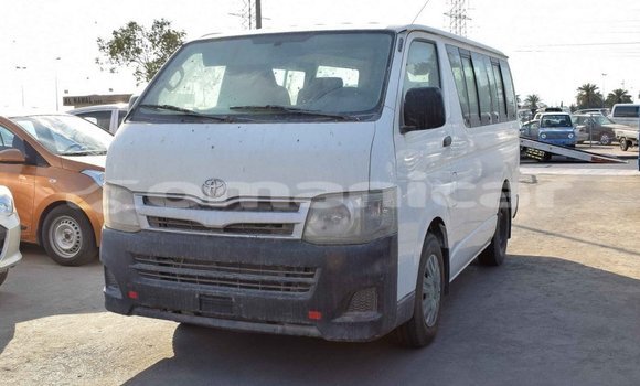 Buy Import Toyota Hiace White Car in Import - Dubai in Dhufar Buy Import Toyota Hiace White Car in Import - Dubai in Dhufar