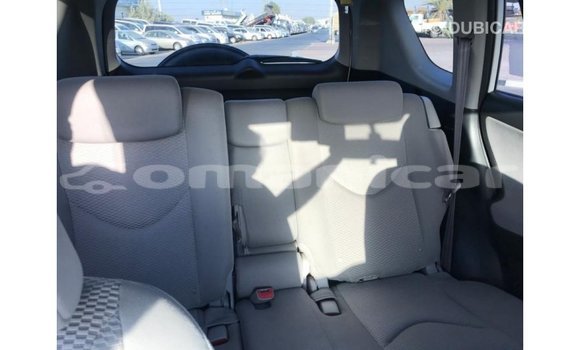 Buy Import Toyota 4Runner White Car in Import - Dubai in Dhufar Buy Import Toyota 4Runner White Car in Import - Dubai in Dhufar