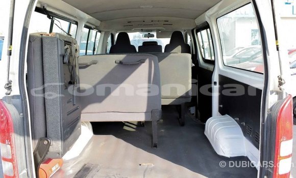 Buy Import Toyota Hiace White Car in Import - Dubai in Dhufar Buy Import Toyota Hiace White Car in Import - Dubai in Dhufar