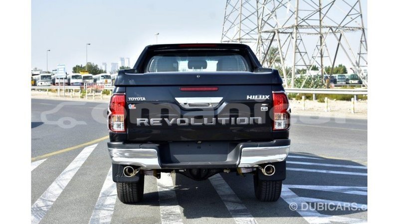 Big with watermark toyota hilux dhufar import dubai 2275