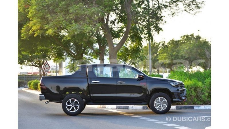 Big with watermark toyota hilux dhufar import dubai 2277