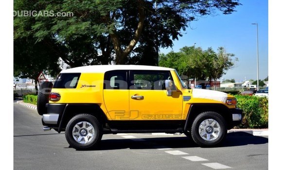 Buy Import Toyota FJ Cruiser Other Car in Import - Dubai in Dhufar Buy Import Toyota FJ Cruiser Other Car in Import - Dubai in Dhufar