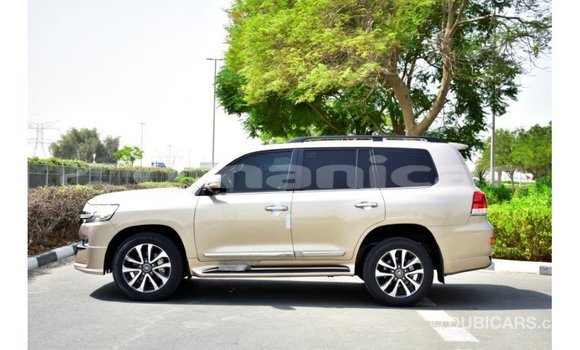 Buy Import Toyota Land Cruiser Other Car in Import - Dubai in Dhufar Buy Import Toyota Land Cruiser Other Car in Import - Dubai in Dhufar